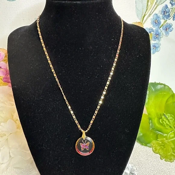 Fashion Necklace Goldtone And Multicolor Butterfly Pendant 9.5” Long - Picture 3 of 4